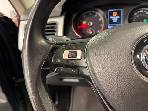 Used 2019 Volkswagen Atlas SE FWD image 27