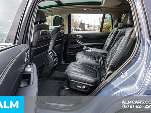 Used 2024 BMW X7 xDrive40i image 21