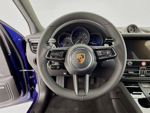 New 2026 Porsche Macan image 15