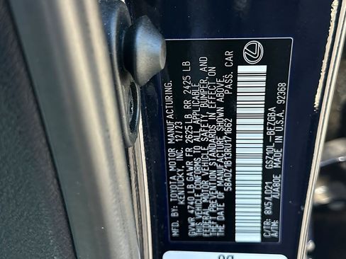 Certified 2024 Lexus ES 350 w/ Premium Package FWD image 25