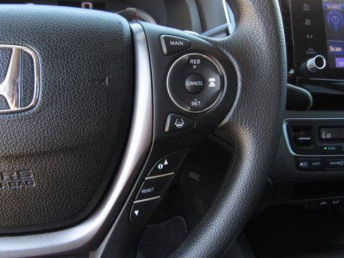 Certified 2022 Honda Ridgeline Sport image 23