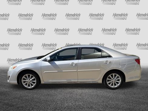 Used 2012 Toyota Camry LE FWD image 7
