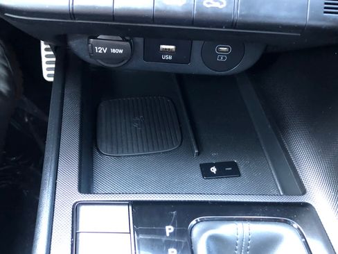 Certified 2025 Hyundai Elantra Sport image 15