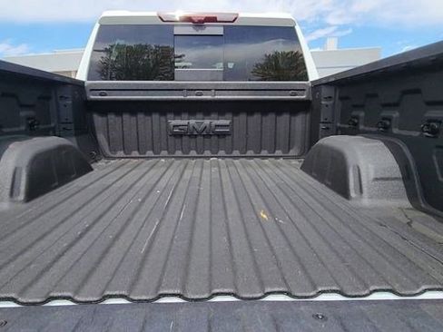 Used 2025 GMC Sierra 1500 AT4X AWD/4WD image 41