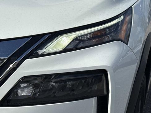 Certified 2023 Nissan Rogue S image 10