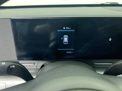 Used 2024 Hyundai Kona SEL FWD image 20