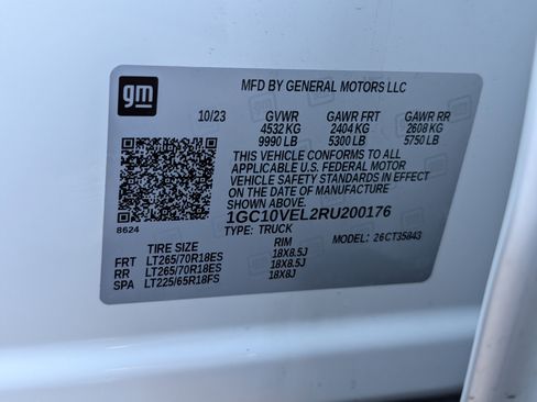 Used 2024 Chevrolet Silverado EV W/T image 33