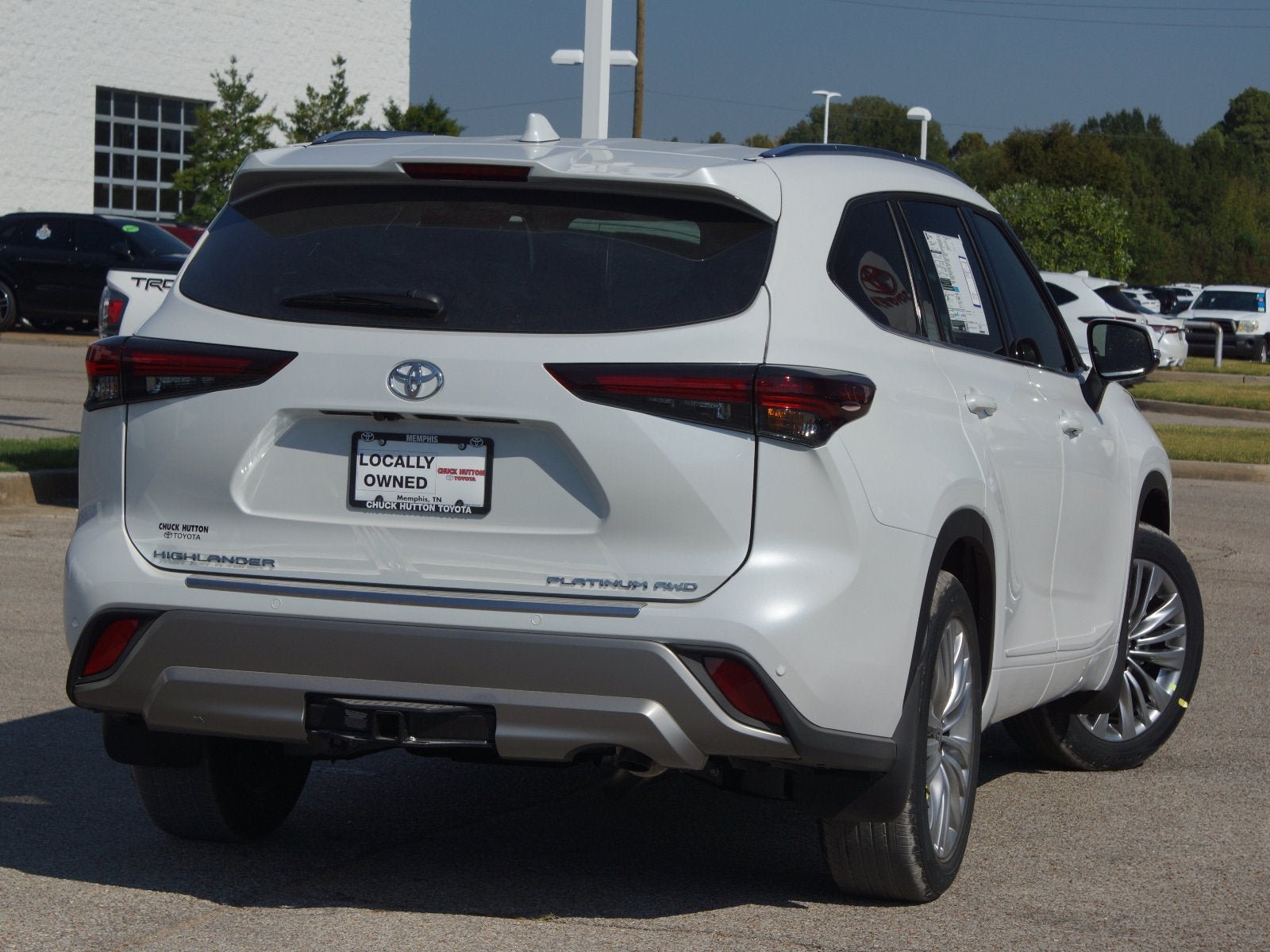 Used 2026 Toyota Highlander Platinum AWD/4WD image 24