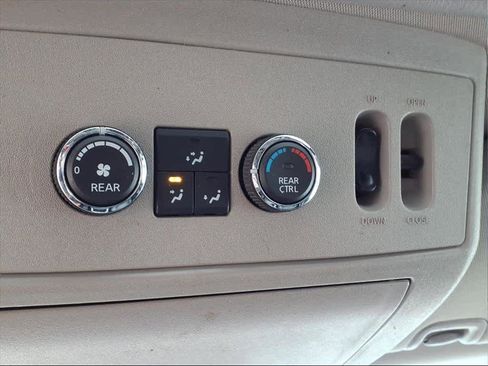 Used 2015 Nissan Armada Platinum w/ 2nd Row Captain Seat Package image 20