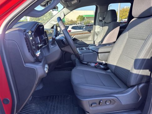 Used 2025 GMC Sierra 1500 Elevation image 25