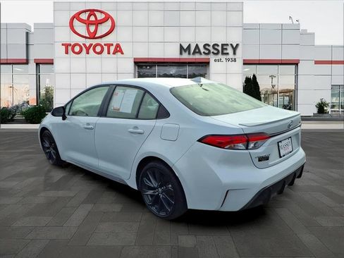 Used 2024 Toyota Corolla SE image 25