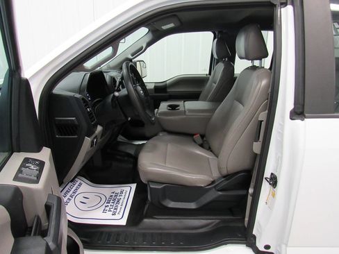 Used 2020 Ford F150 XL w/ Equipment Group 101A Mid AWD/4WD image 31
