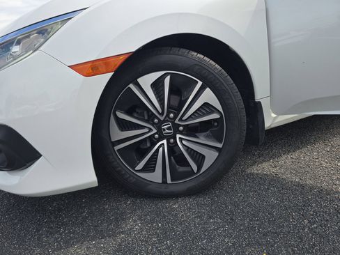 Used 2018 Honda Civic EX-L image 28