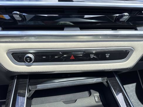 Used 2023 BMW X7 M60i w/ Executive Package AWD/4WD image 36