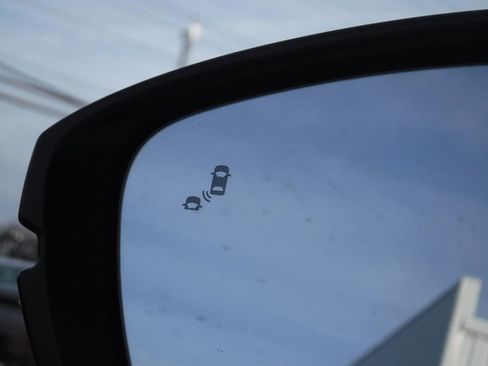 Used 2022 Honda Civic Touring image 35