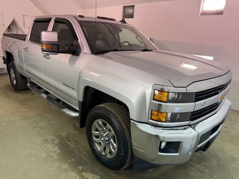 Used 2016 Chevrolet Silverado 2500 LTZ w/ Duramax Plus Package AWD/4WD image 8