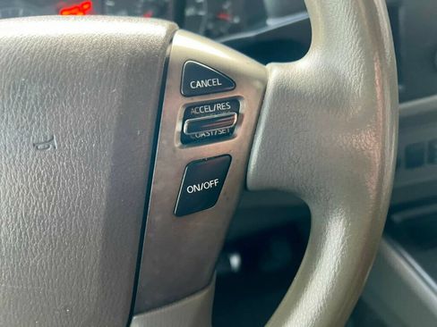 Used 2019 Nissan NV 2500 SV RWD image 15