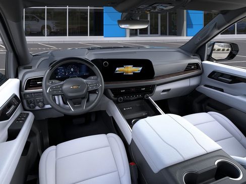 New 2026 Chevrolet Suburban Premier image 15
