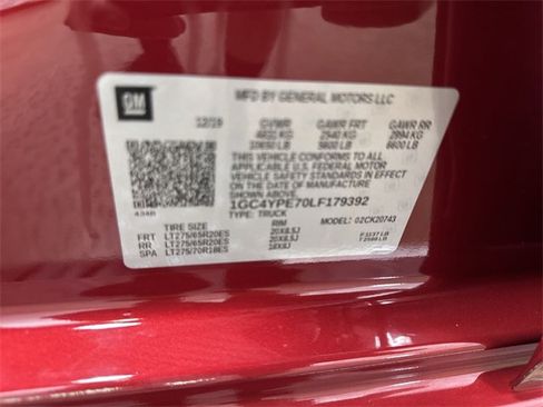 Certified 2020 Chevrolet Silverado 2500 LTZ w/ LTZ Premium Package image 33