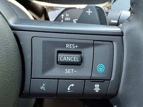 Certified 2025 Nissan Pathfinder SV w/ SV Premium Package AWD/4WD image 25