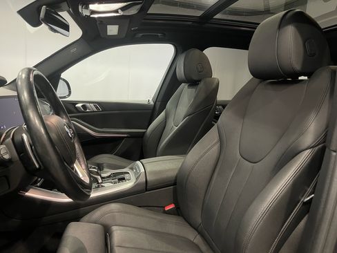 Used 2019 BMW X5 xDrive40i w/ Premium Package 2 image 14