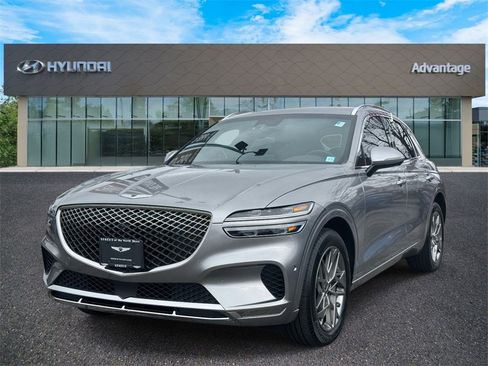 Certified 2023 Genesis GV70 2.5T Advanced w/ Advanced Package image 4
