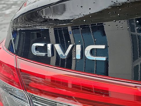 Used 2023 Honda Civic EX image 30