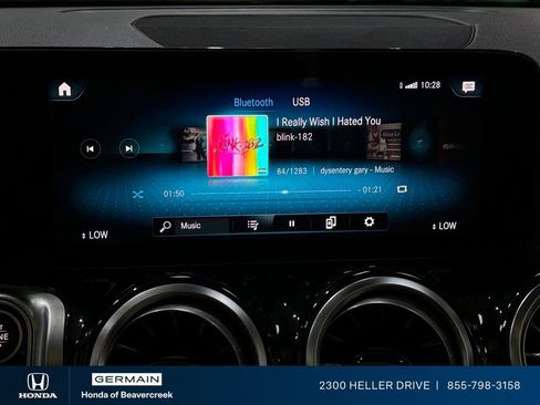 Used 2022 Mercedes-Benz GLB 250 4MATIC image 22