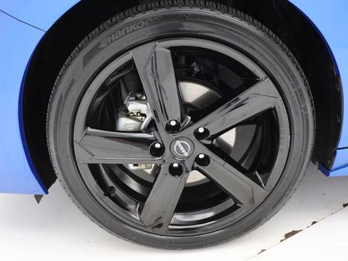 Used 2024 Nissan Sentra SR w/ Lighting Package image 10