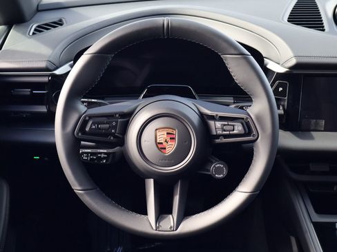 New 2026 Porsche Macan Electric RWD image 15