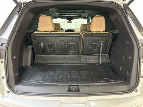 Used 2023 Chevrolet Traverse Premier w/ LPO, Floor Liner Package image 25