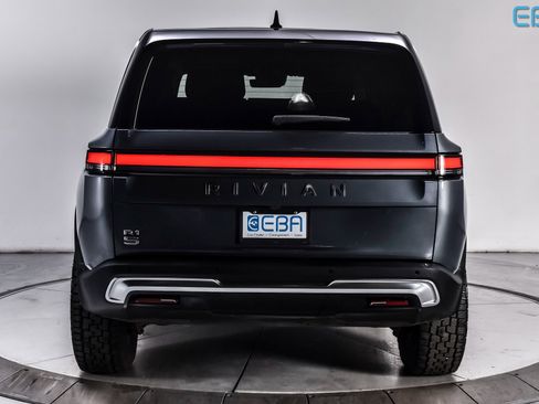 Used 2024 Rivian R1S Adventure image 5