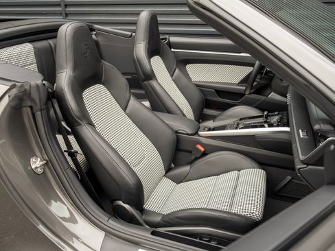 Certified 2023 Porsche 911 Turbo S image 5