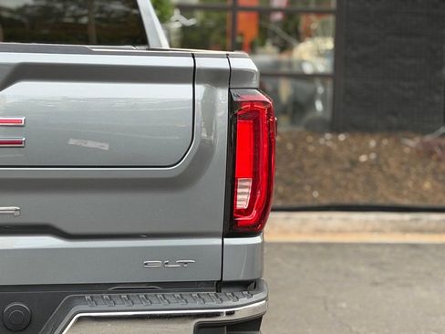 Used 2020 GMC Sierra 1500 SLT w/ SLT Premium Package image 16