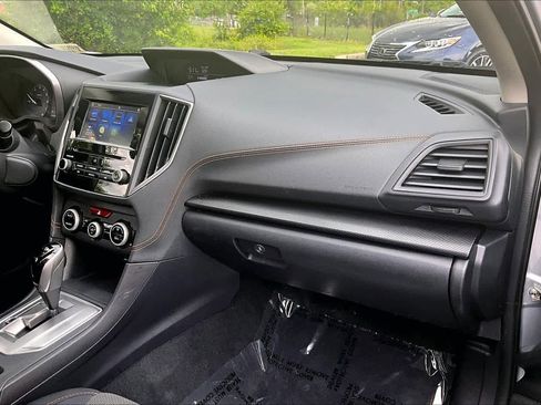 Used 2021 Subaru Crosstrek 2.0i Premium w/ Moonroof Package AWD/4WD image 19