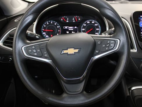 Used 2023 Chevrolet Malibu LT image 31