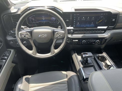 Used 2025 Chevrolet Silverado 1500 ZR2 w/ Technology Package AWD/4WD image 12