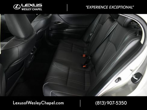 Used 2019 Lexus ES 350 Luxury image 26