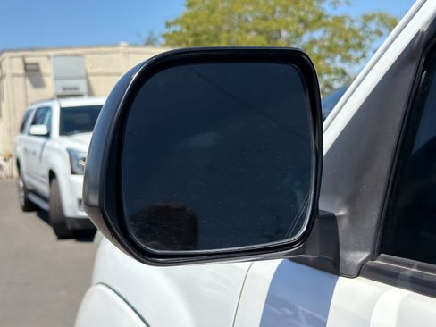Used 2015 Toyota Tacoma PreRunner w/ SR5 Package RWD image 16