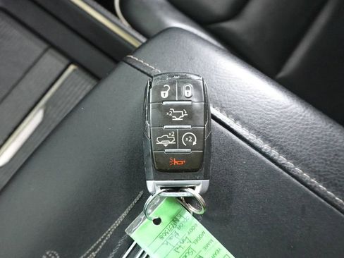 Used 2019 RAM 1500 Limited image 33