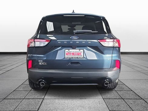 Used 2022 Ford Escape SE w/ SE Sport Appearance Package image 5