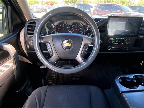 Used 2011 Chevrolet Silverado 1500 LT w/ All-Star Edition AWD/4WD image 5