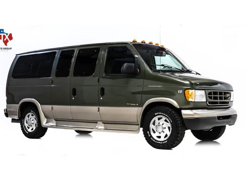 Used 2002 Ford E-350 and Econoline 350 Van image 1