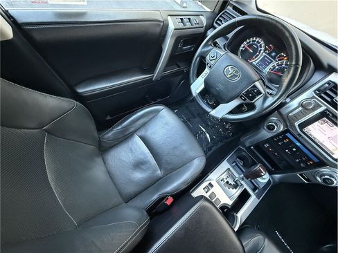 Used 2016 Toyota 4Runner Limited AWD/4WD image 7