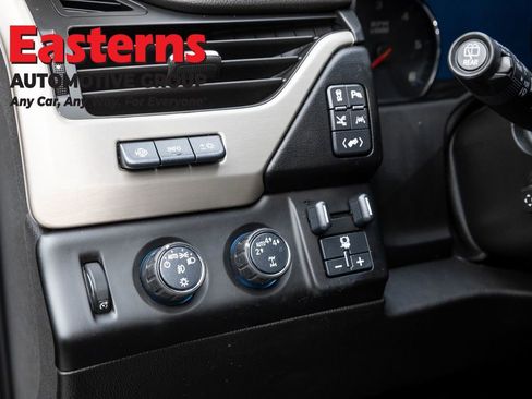 Used 2020 GMC Yukon Denali w/ Denali Ultimate Package image 24