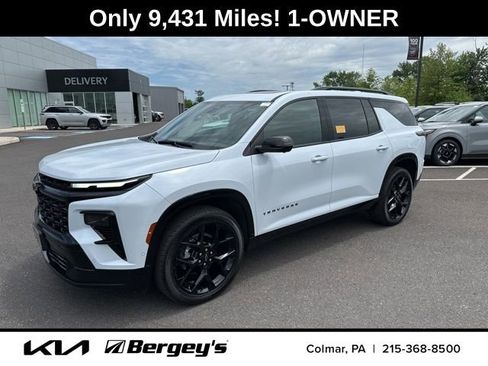 Used 2026 Chevrolet Traverse RS AWD/4WD image 1