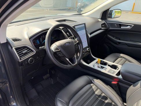 Used 2024 Ford Edge SEL w/ Convenience Package AWD/4WD image 11