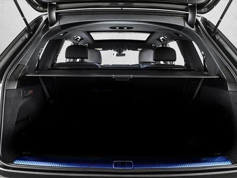 New 2026 Audi Q7 3.0T Premium Plus image 6