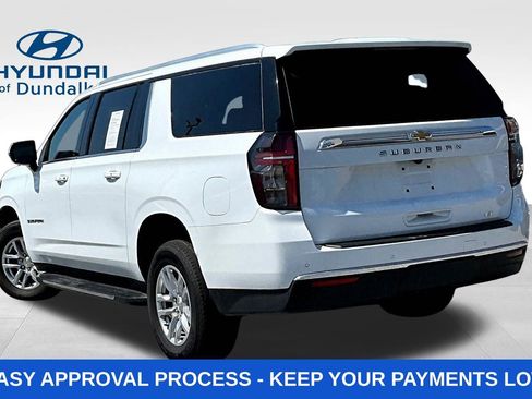 Used 2024 Chevrolet Suburban LT AWD/4WD image 5