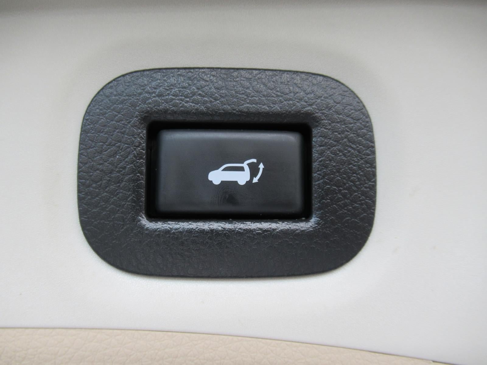Used 2018 Nissan Rogue SL w/ Premium Package FWD image 37